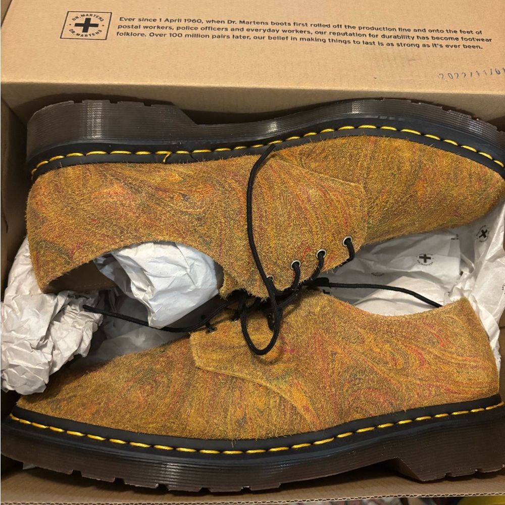 Dr. Martens Men's Brown & Mustard Textured Boots